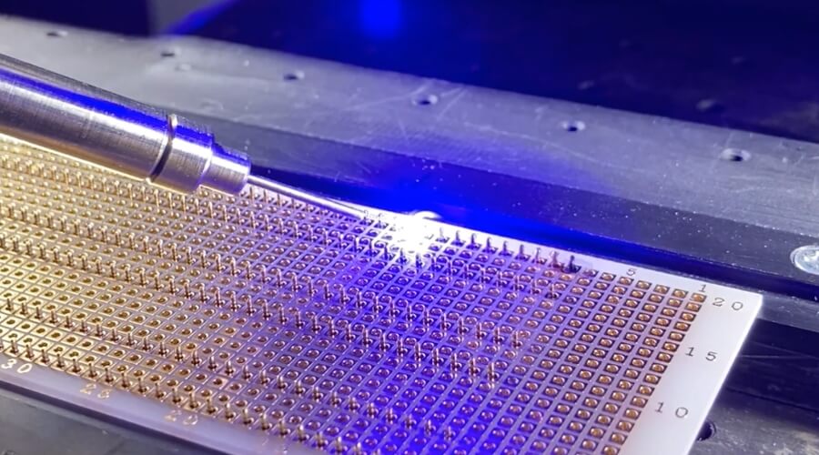 レーザーはんだ